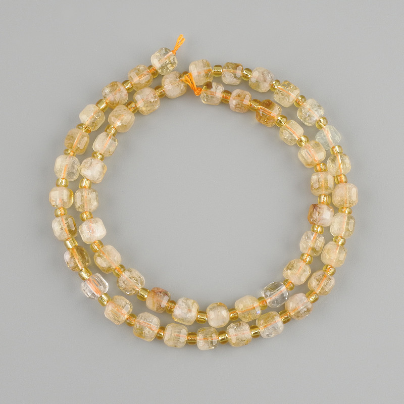 Citrine Beads, Faceted Cube, 5×5 mm, +/- Seed Beads 3 mm, Length 37 cm+
