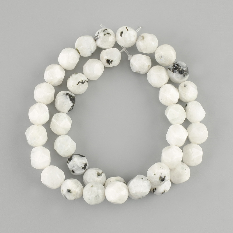 Adularia beads, faceted, 10×8 mm, 5–9 mm ±, length 39 cm ± on beading wire