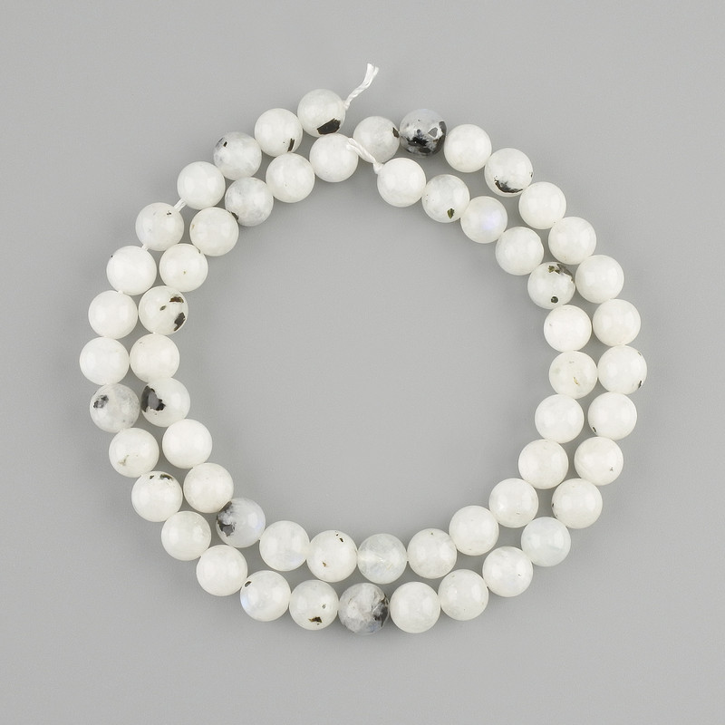Adular beads, smooth round beads, 7 mm diameter ±, 39 cm length ±, on thread