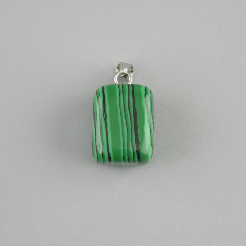 Totem Pendant Malachite Brick 14x11x11 mm ±, length 23 mm ±, assorted sizes