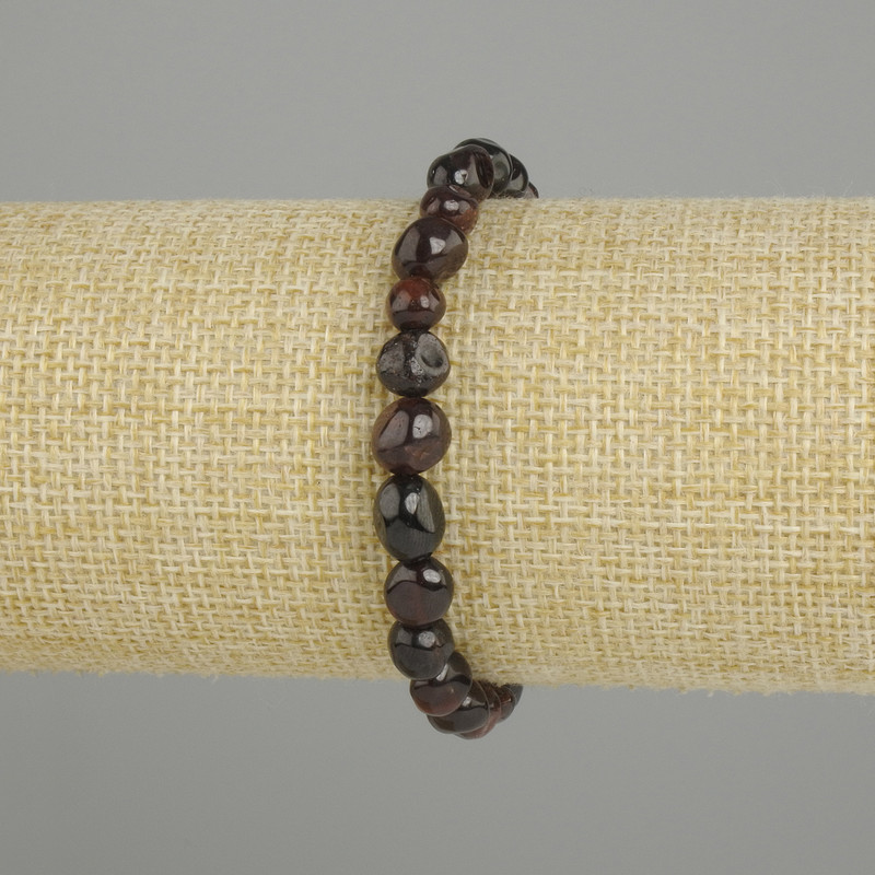 Garnet faceted bracelet, diameter 6-10×5 mm, 5-8 mm ±, length 18 cm ± stretch
