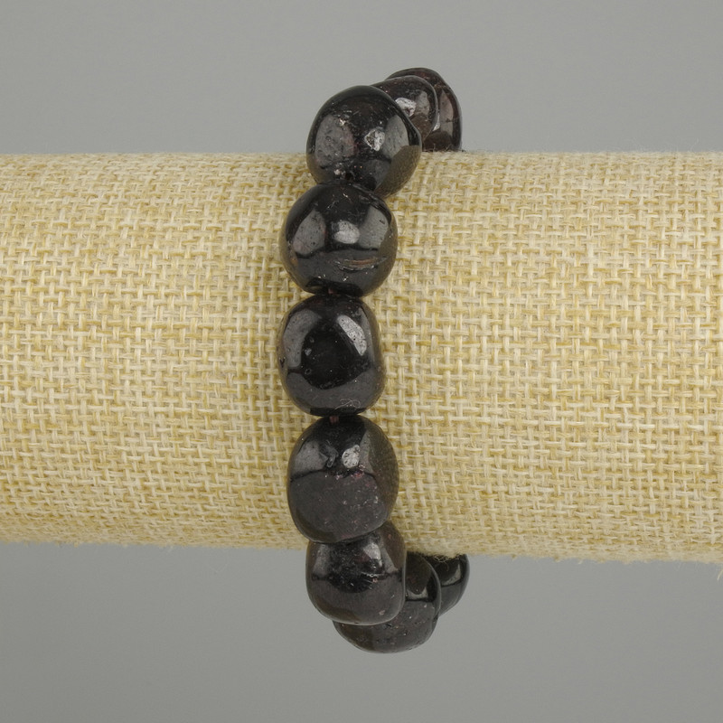 Faceted Garnet Bracelet, bead diameter 14-16×12-13 mm, 5 mm ±, length 18 cm ± stretch