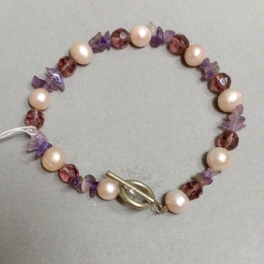 Assortment Bracelet, 18 cm length with toggle clasp