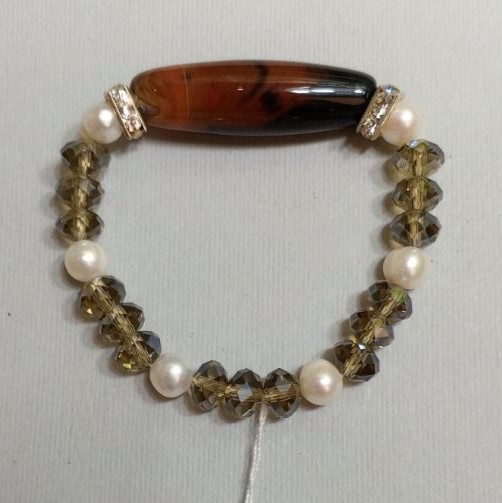 Bracelet with Czech crystal and freshwater pearls, length 18 cm +/- stretch