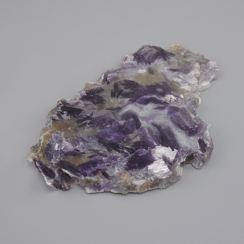 Price per 100 g! Lepidolite souvenir plate, natural stone, dimensions 105×73×6 mm ± assorted sizes