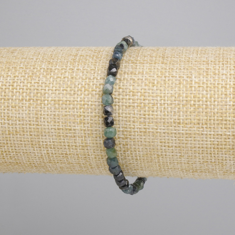 Indigolite Tourmaline Faceted Cube Bracelet, diameter 4x4mm+-, length 18cm+- stretch