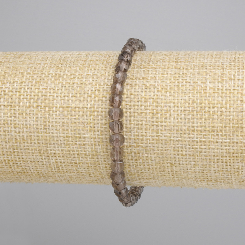 Bracelet with Faceted Smoky Quartz Cubes, 5×5 mm, 18 cm stretch