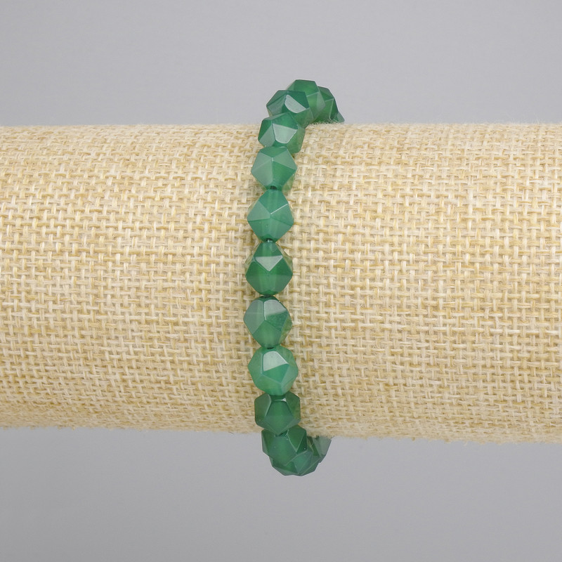 Agate Bracelet polyhedrons, diameter 8x7mm+-, length 18cm+- stretch
