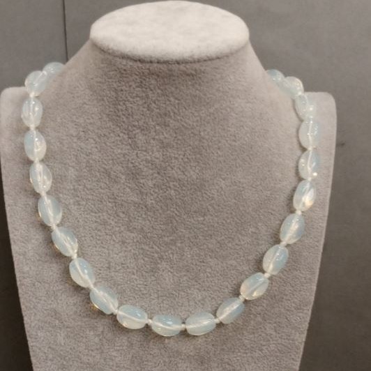 Necklace Moonstone Opalite, length 44 cm+
