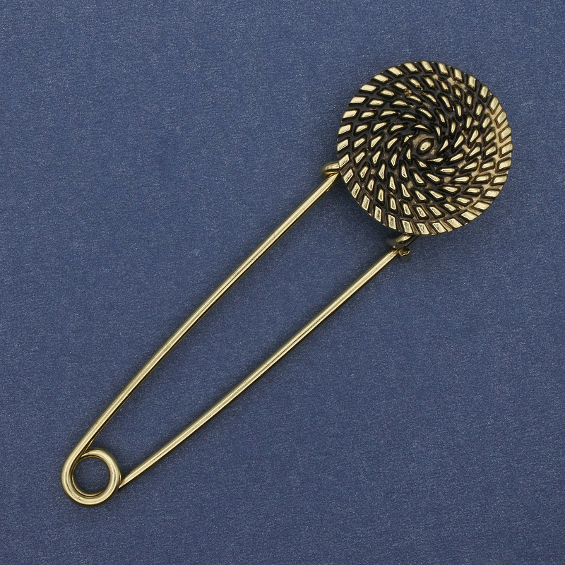 Gold-tone metal brooch pin 75×22 mm+