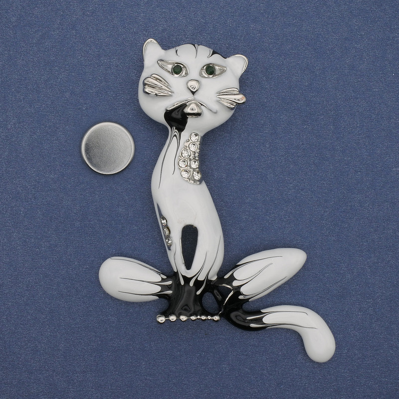Magnetic Cat Brooch with Enamel and Rhinestones, Silver-Colored Metal, 62x56 mm+
