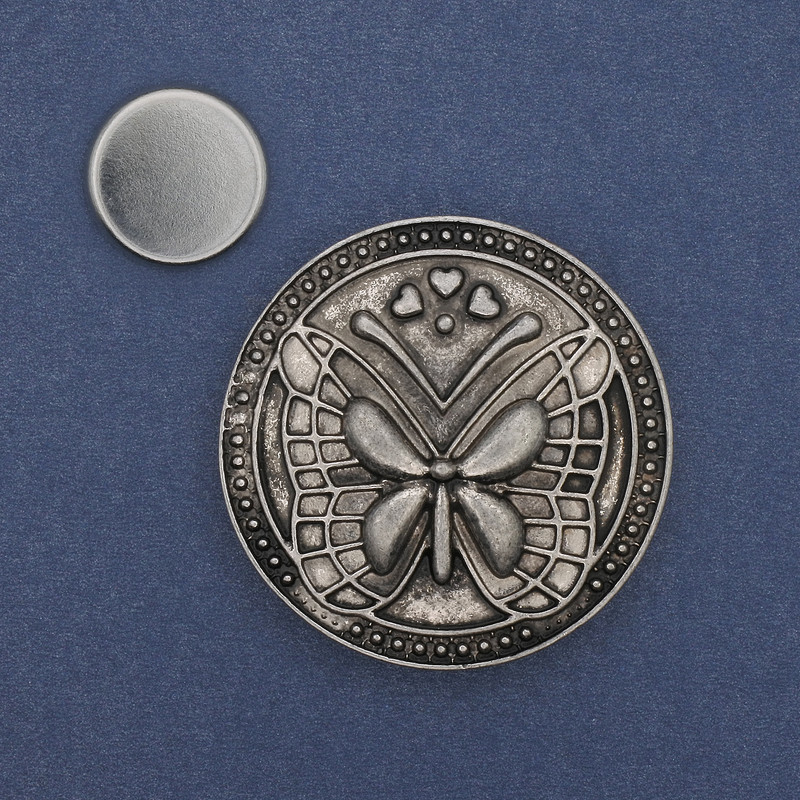 Magnetic Brooch 'Accent' in Antique Silver, Silvery Metal 40mm+