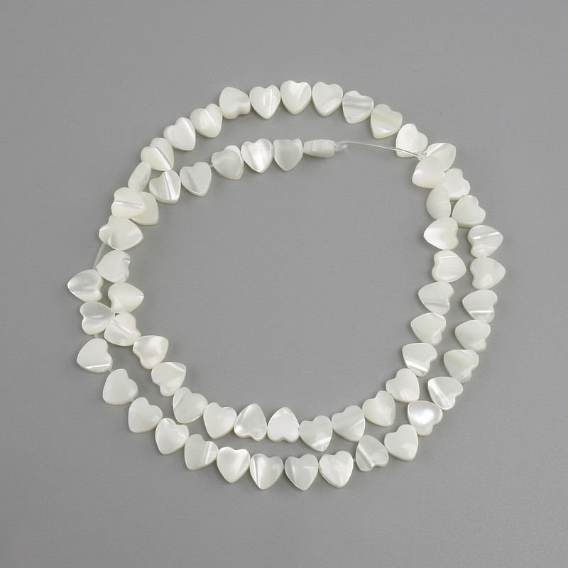 Mother-of-pearl heart beads, diameter 6×6.5 mm, 5 mm ±, thread length about 40 cm