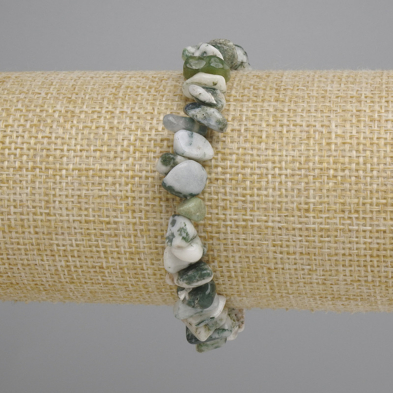 Bracelet made of moss agate chips, diameter 6-10×2-4 mm ±, length 18 cm ± stretch
