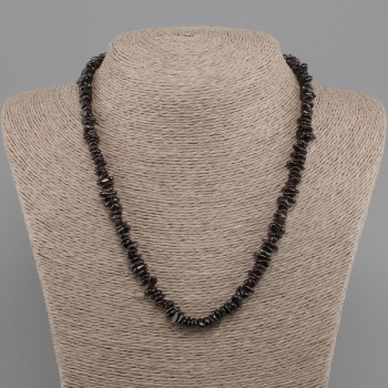 Garnet Chips Necklace, 5–9×2–3 mm, length 45 cm + 5 cm extender chain