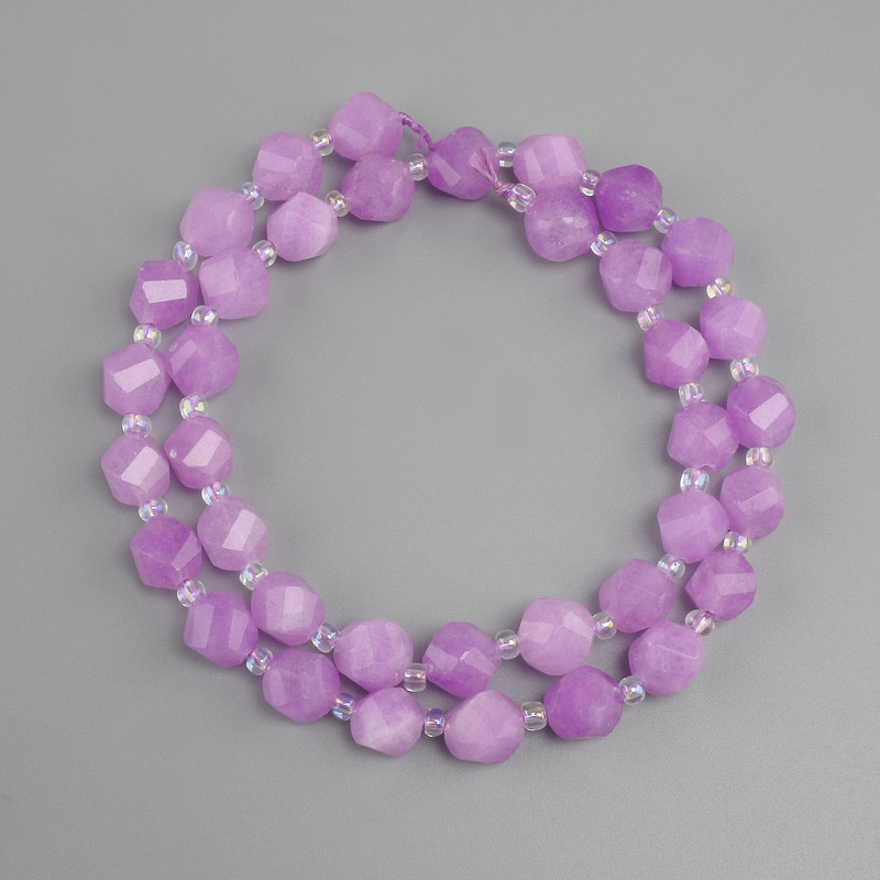 Lavender Amethyst Faceted Diamond Beads, 8×7 mm, seed beads 3 mm, length 37 cm