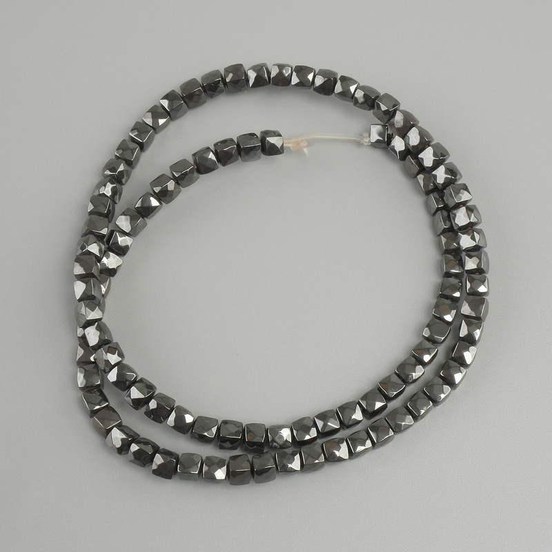 Hematite Beads, Faceted Cube, 4×4 mm, Length 38 cm ±, on Monofilament