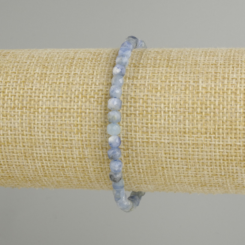 Bracelet Kyanite, faceted cube, diameter 4.5×4.5 mm, length 18 cm ± stretch