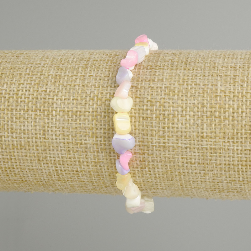 Bracelet with Mother-of-Pearl Faceted Beads, diameter 6-7×5-6 mm, length 18 cm, elastic