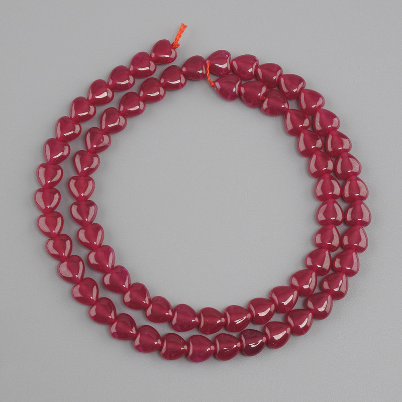 Rubies Beads (Corundum) Heart Shape, 6mm diameter ±, 38cm length ±