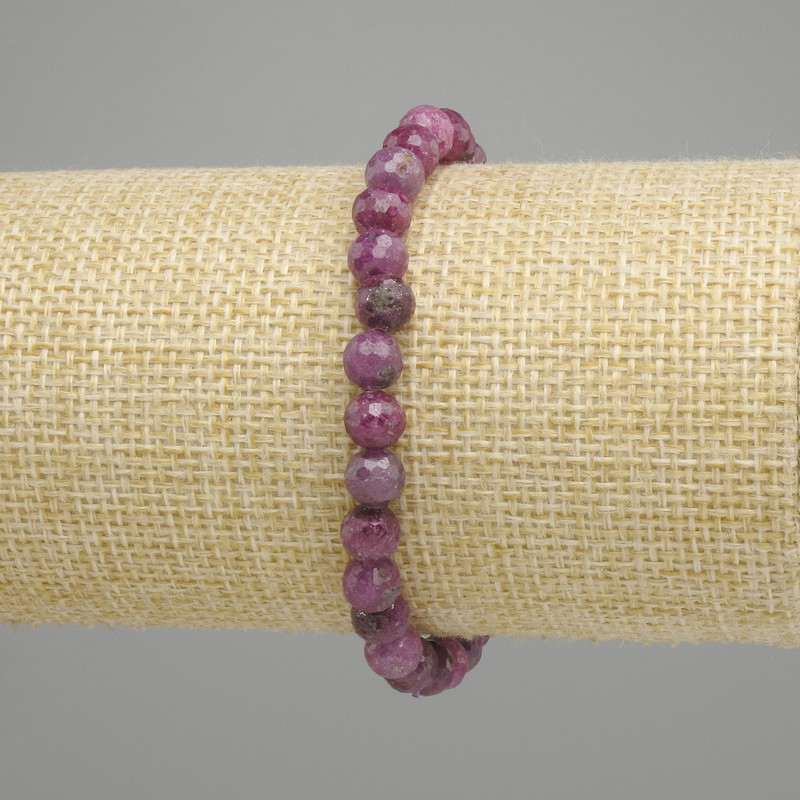 Ruby Bracelet Faceted Bead, 6 mm diameter, 18 cm length, stretchy
