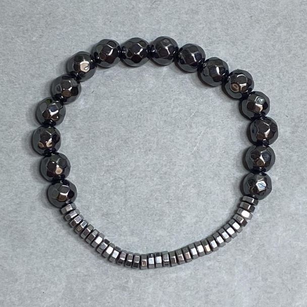 Hematite Bracelet rondelle 4x2mm+- faceted round bead 8mm+-, length 18cm +- stretch