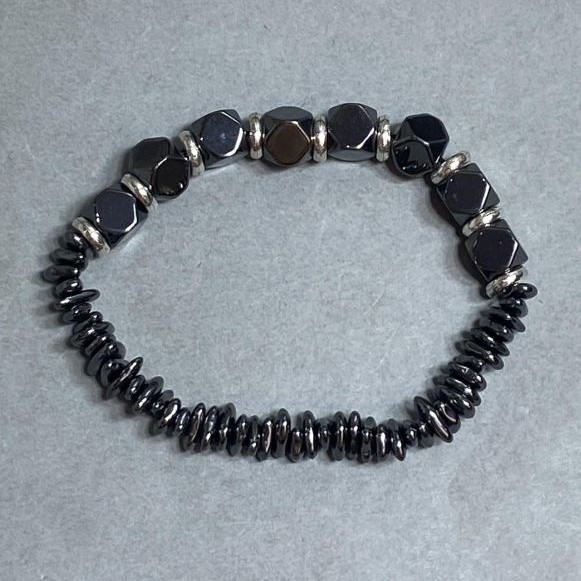Hematite Chip Bead Bracelet 8x2mm+- facets 8mm+-, length 18cm +-, stretch