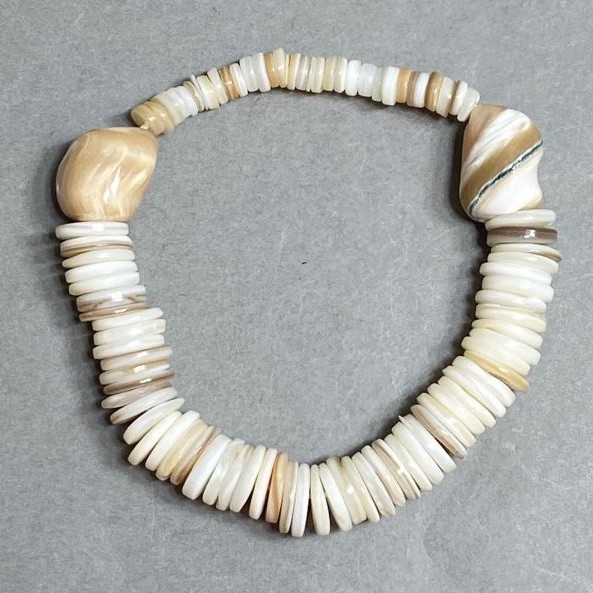Mother-of-pearl Rondelle Bracelet 10x2mm+- 5.5x2mm+- Faceted Bead 15x12mm+-, length 18cm +- stretch