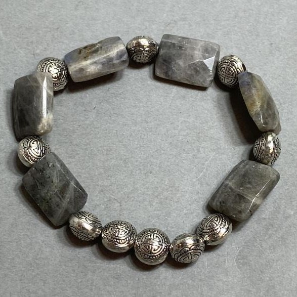 Bracelet Labradorite Faceted Rectangle 16x12mm+-, length 18cm +-, stretch
