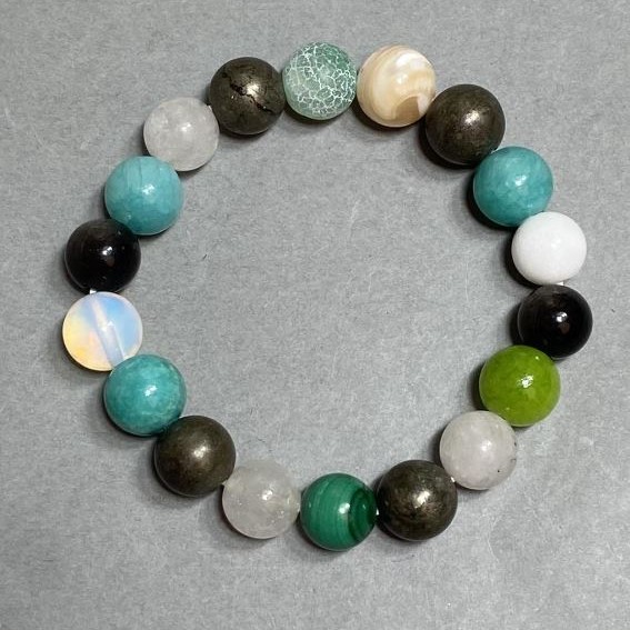 Bracelet Assorted Aquamarine, Mother-of-P pearl, Malachite Bead 10mm+, length 18cm +-, stretch