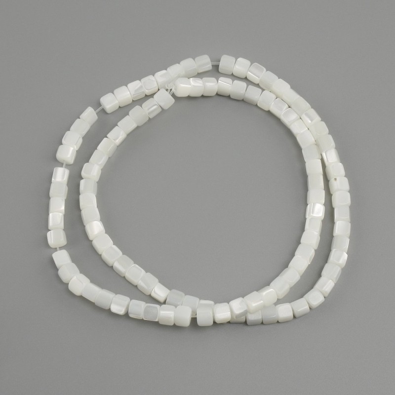 Mother-of-Pearl Beads Cube 4 mm, thread 39 cm
