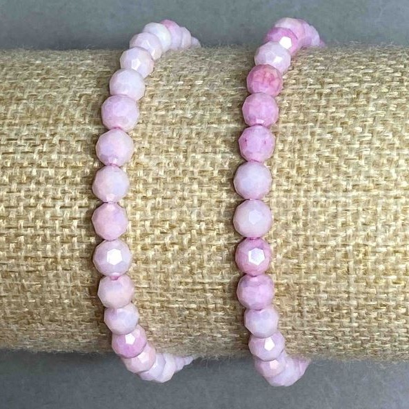 Bracelet with Czech crystal Faceted Bead 6mm+-, length 18cm+- stretch