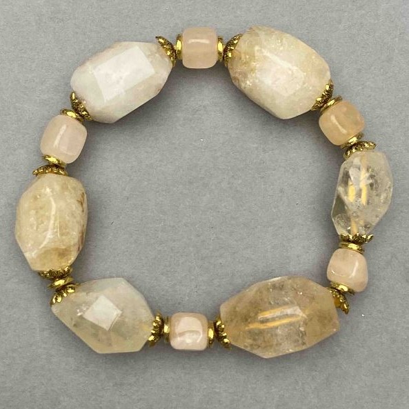 Bracelet Citrine faceted 20x15cm+-cube 7, 5mm+- length 18cm+- stretch