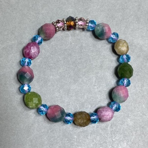 Bracelet Tourmaline faceted grain 10x7mm +- Czech crystal 6x5mm +-, length 18cm +- stretch