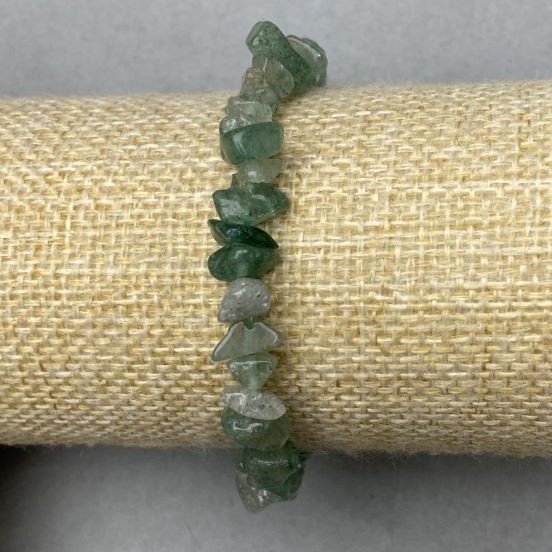 Jade chip bracelet 7-13×3-5mm (+/-), length 18 cm (+/-) stretch