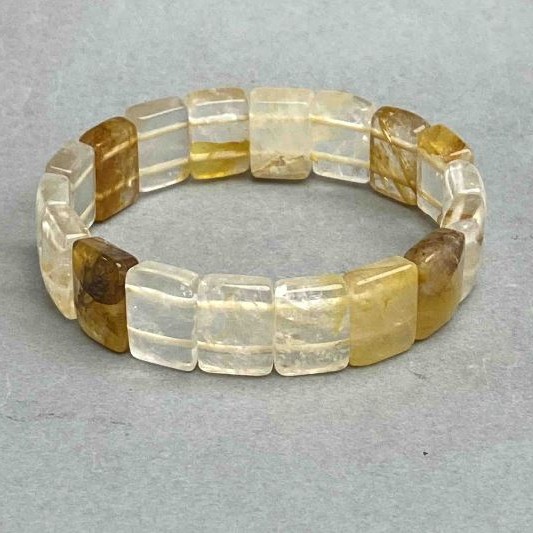 Citrine link bracelet, 15×11 mm +/- diameter, length 18 cm +/- stretch