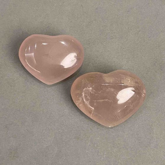 Pair Hearts Pink Quartz souvenir natural stone, diameter 43-47x33-36 mm ± 88 g
