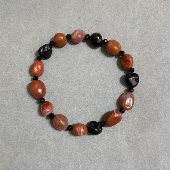 Agate bracelet tumbled 8–10x8–9 mm +-, length 18 cm +- stretch