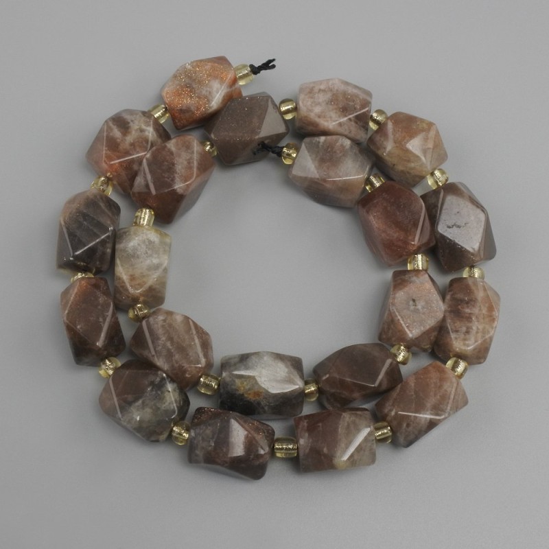 Sunstone beads faceted prism, diameter 13-15x10-12mm +- seed beads 3mm +-, length 39cm +-