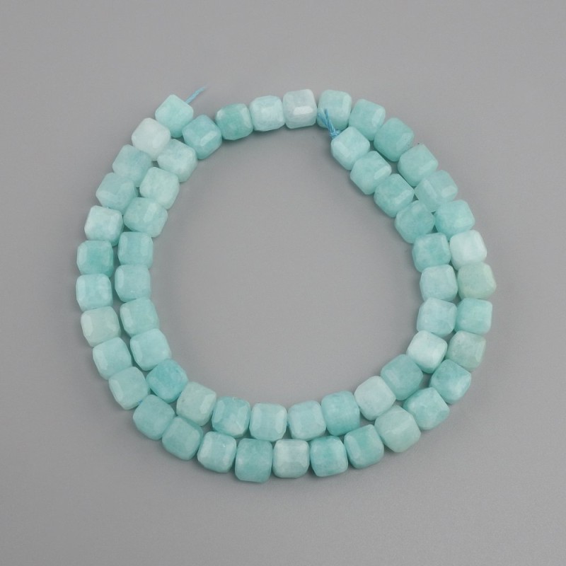 Aquamarine beads faceted cube, diameter 7x7 mm+-, length 37 cm+-