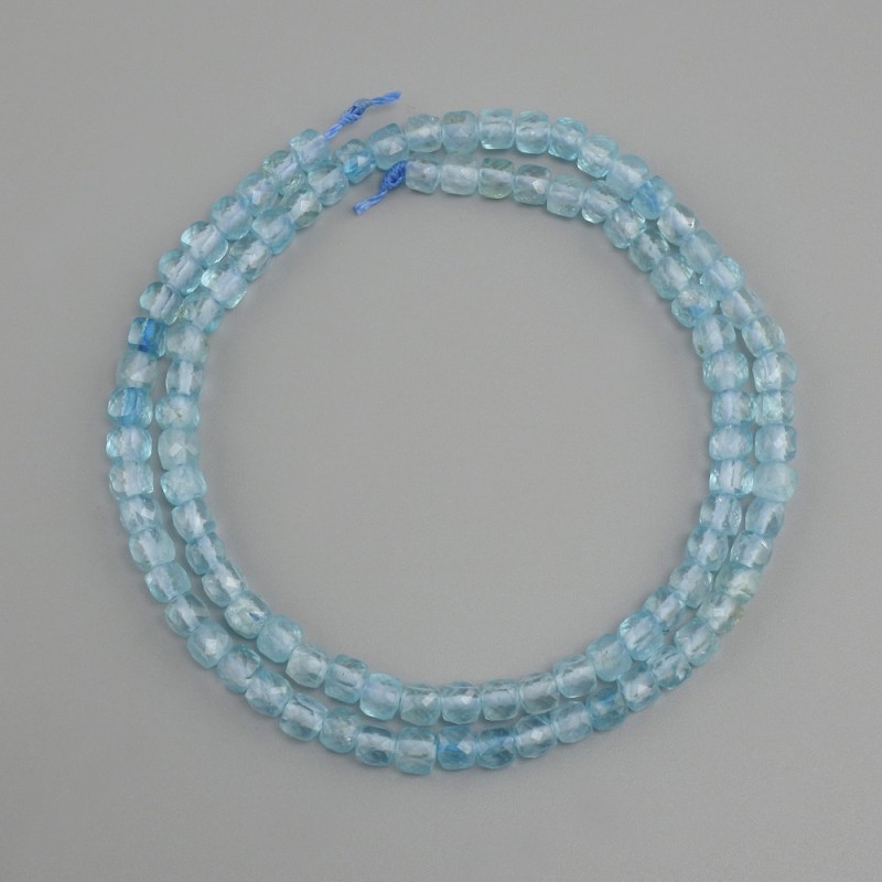 Topaz beads, faceted cube, diameter 4.5×4.5 mm +/-, length 39 cm +