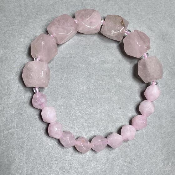 Bracelet Pink Quartz multigonal, diameter 12×10mm+- 8×7mm+-, length 18cm +- stretch