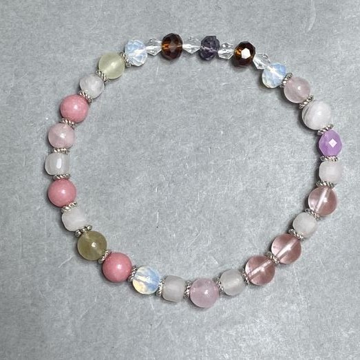 Bracelet Pink Quartz Opalite Chalcedony Bead 6mm +-, Length 18cm +/- Stretch
