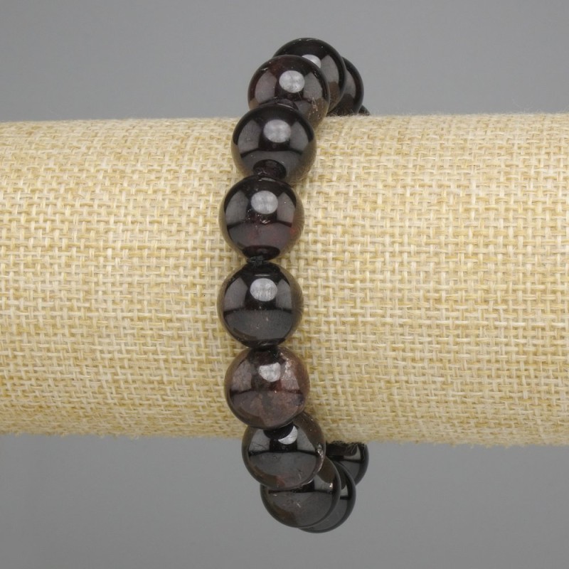 Garnet bracelet smooth bead, diameter 13 mm +/-, length 18 cm +/- stretch