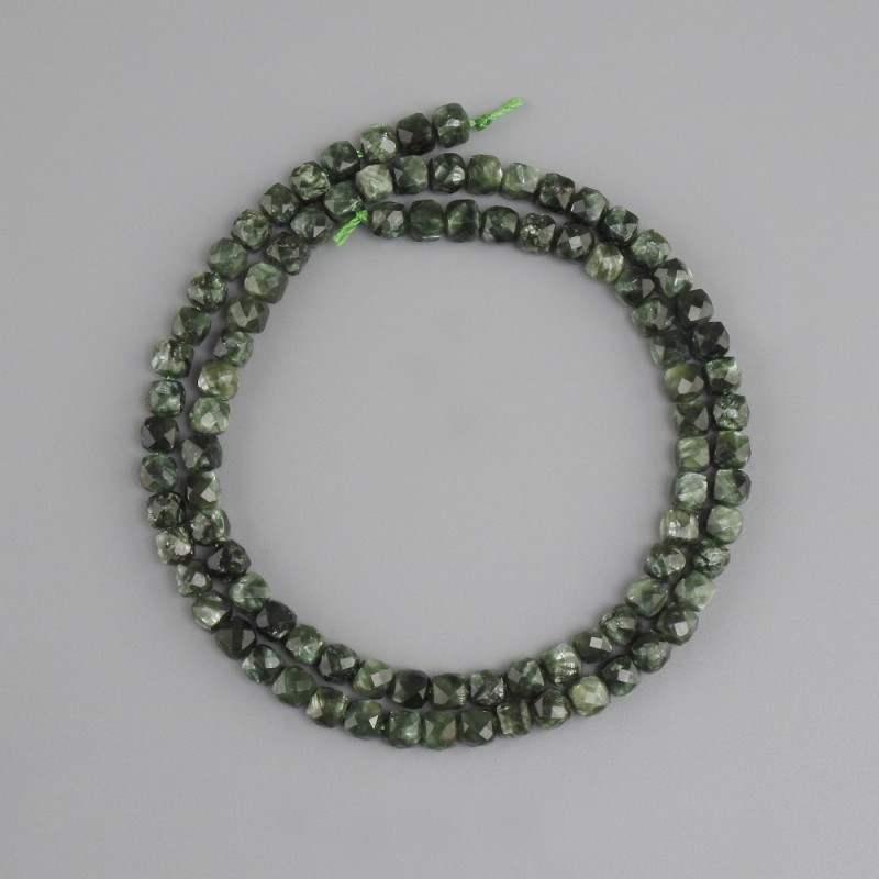 Seraphinite beads faceted cube 4x4 mm ±, length 37 cm ±