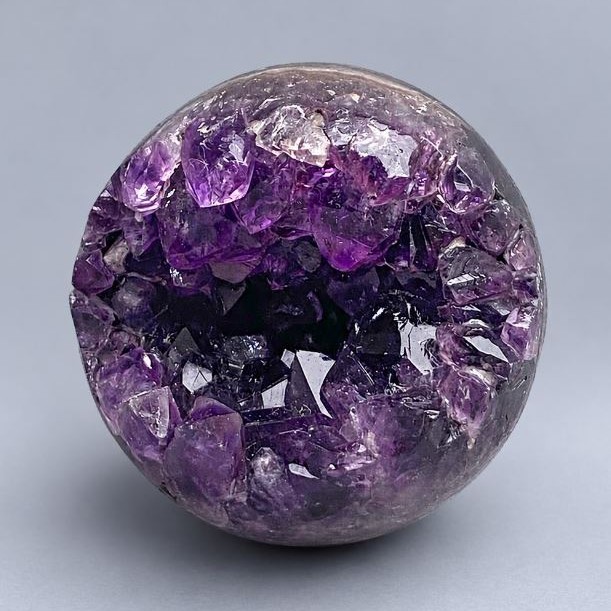 Amethyst natural stone souvenir sphere with geode, diameter 66 mm ± weight 312 g