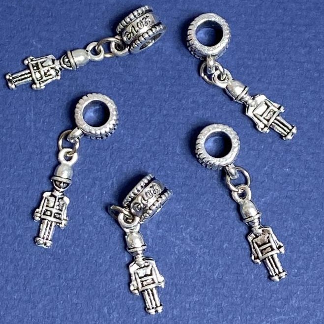 Bail with Pandora Soldier Pendant, 3 cm, pack of 5