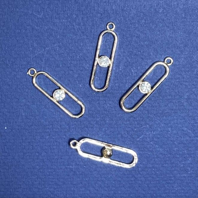 Pendant fittings 'Light Gold', diameter 8 mm, length 30 mm, diameter 1.75 mm, packaging 20 g, 8 pcs. (+ -)