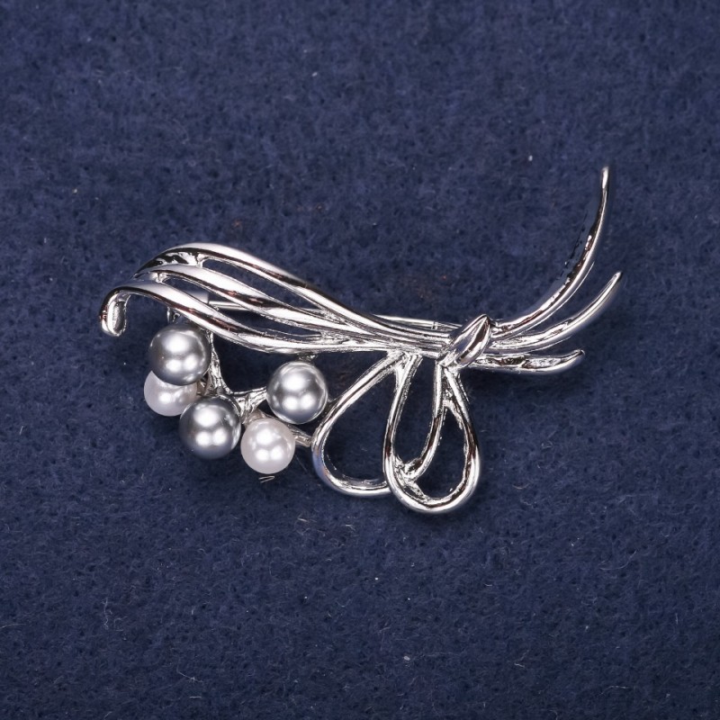 Sale! Clearance Brooch Pearl Bouquet with Pearls Gray and White 50×22 mm Silver-Toned Metal