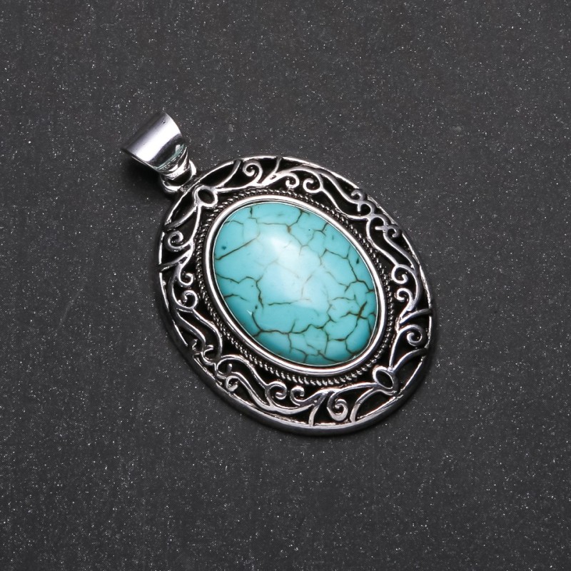 Turquoise pendant (single piece) in an antique-style setting 33x40x52mm